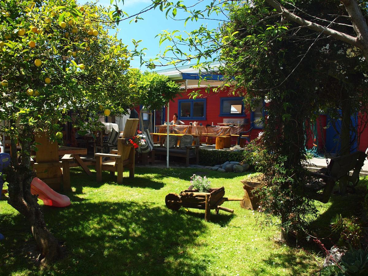 Annies Nirvana Lodge Backpackers Takaka Dış mekan fotoğraf