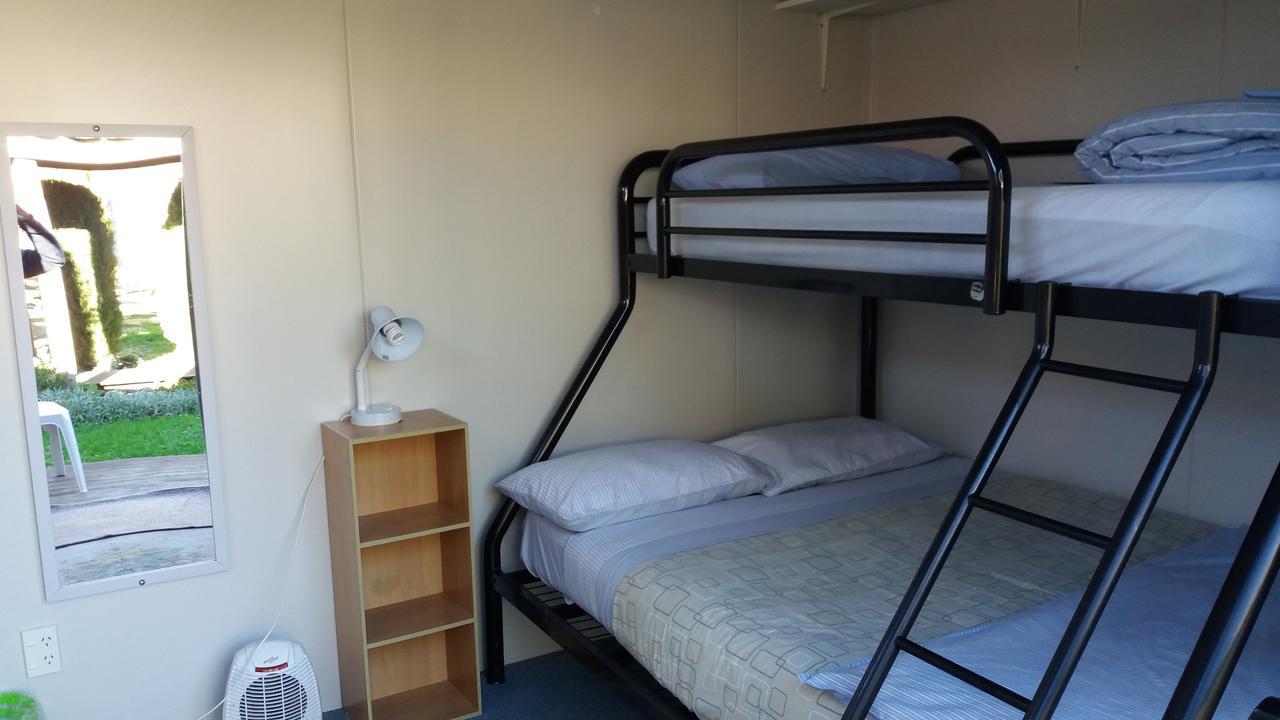 Annies Nirvana Lodge Backpackers Takaka Dış mekan fotoğraf
