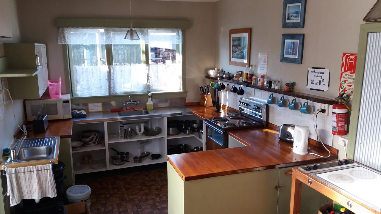 Annies Nirvana Lodge Backpackers Takaka Dış mekan fotoğraf